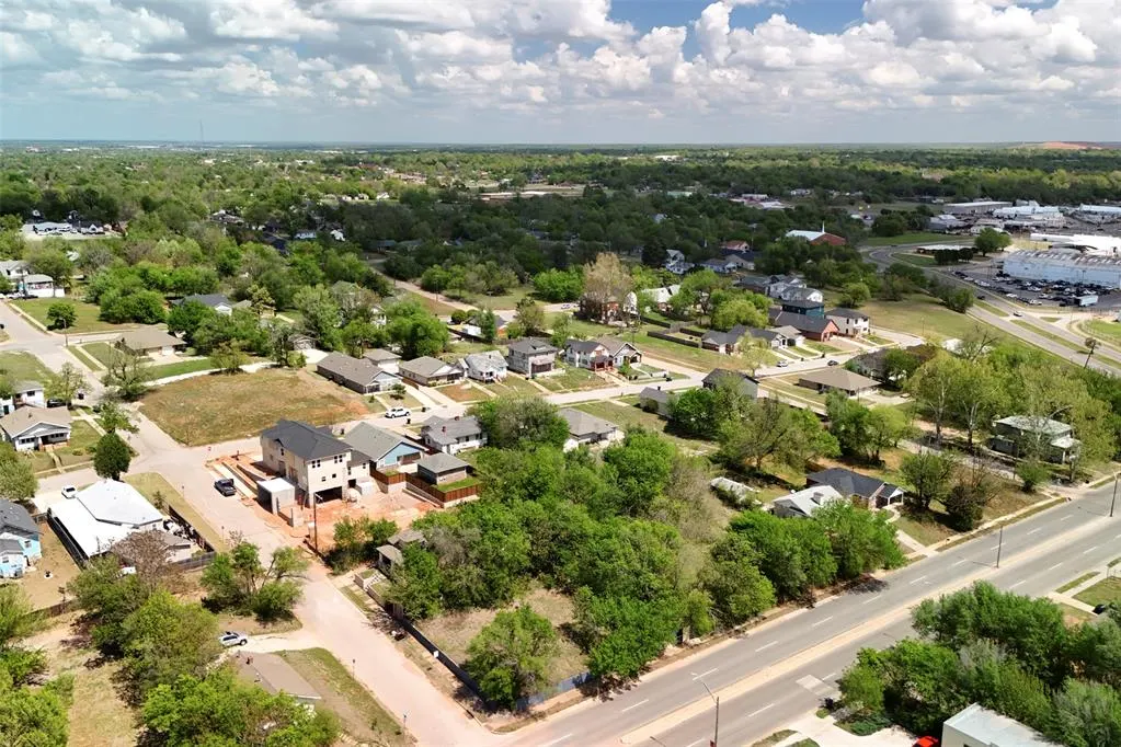 Photo 10 — 1507 NE 8th Street, Oklahoma City, OK 73117