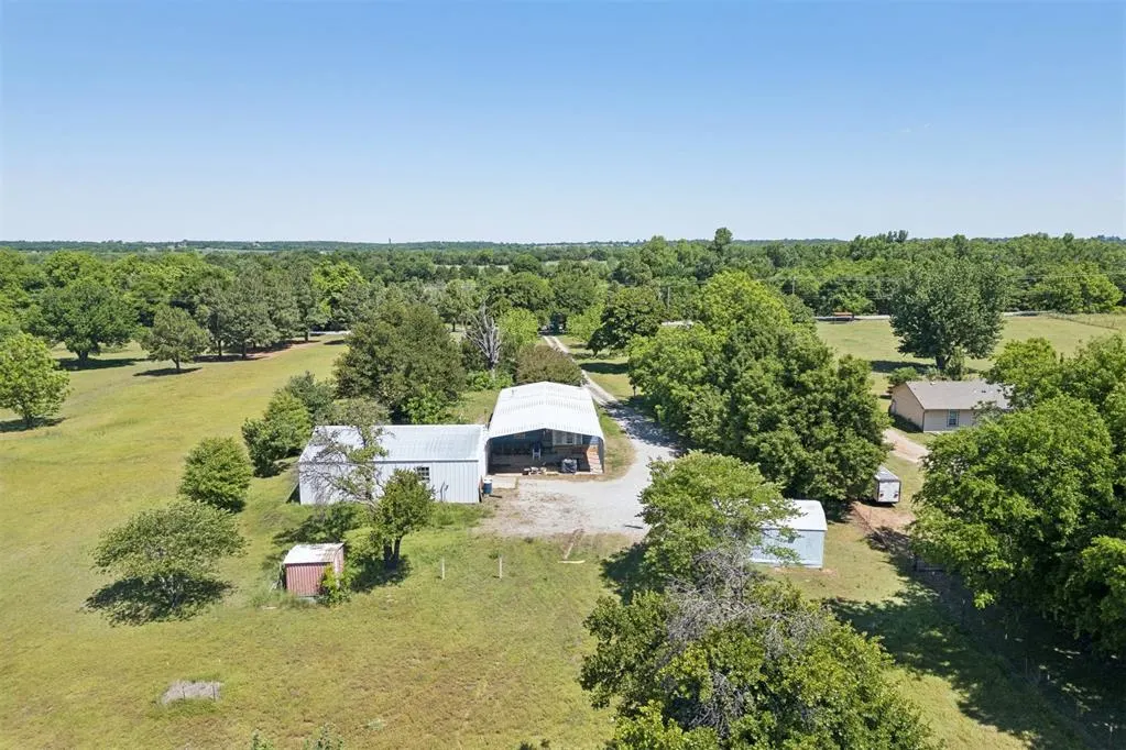 Photo 9 — 10732 E Hefner Road, Jones, OK 73049