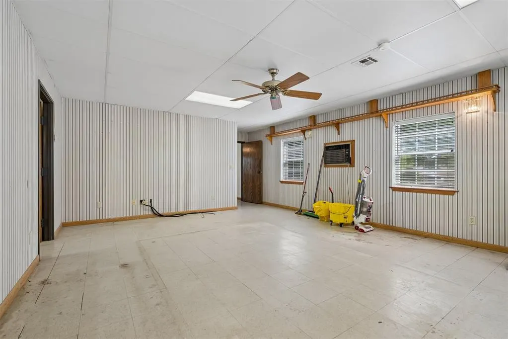 Photo 14 — 10732 E Hefner Road, Jones, OK 73049