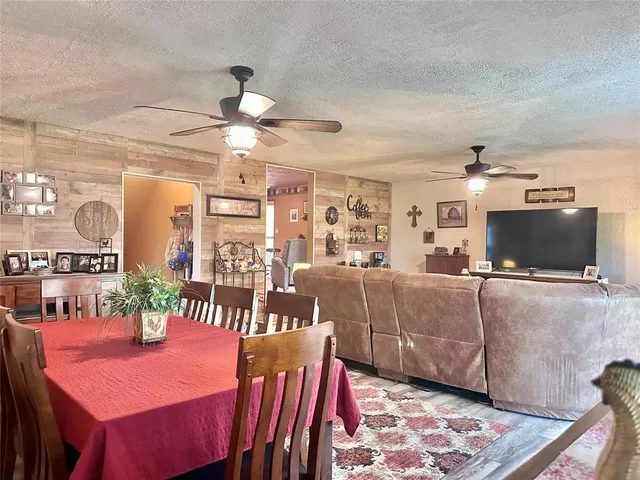 Photo 7 — 701 W Comanche Avenue, Rush Springs, OK 73082