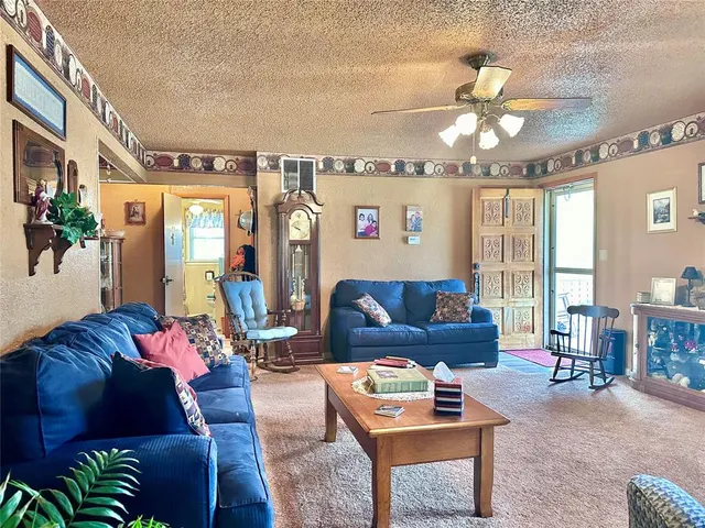 Photo 8 — 701 W Comanche Avenue, Rush Springs, OK 73082