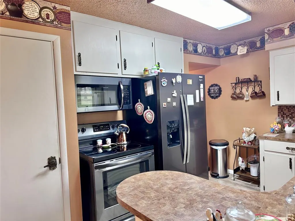 Photo 16 — 701 W Comanche Avenue, Rush Springs, OK 73082