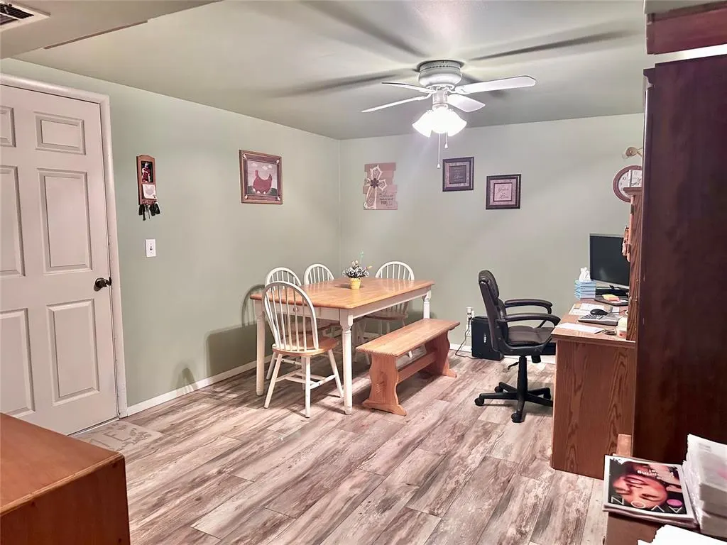 Photo 24 — 701 W Comanche Avenue, Rush Springs, OK 73082