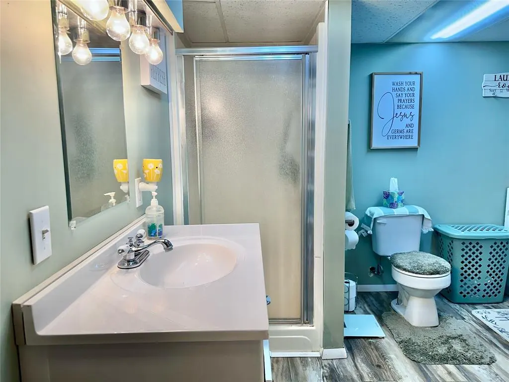 Photo 25 — 701 W Comanche Avenue, Rush Springs, OK 73082