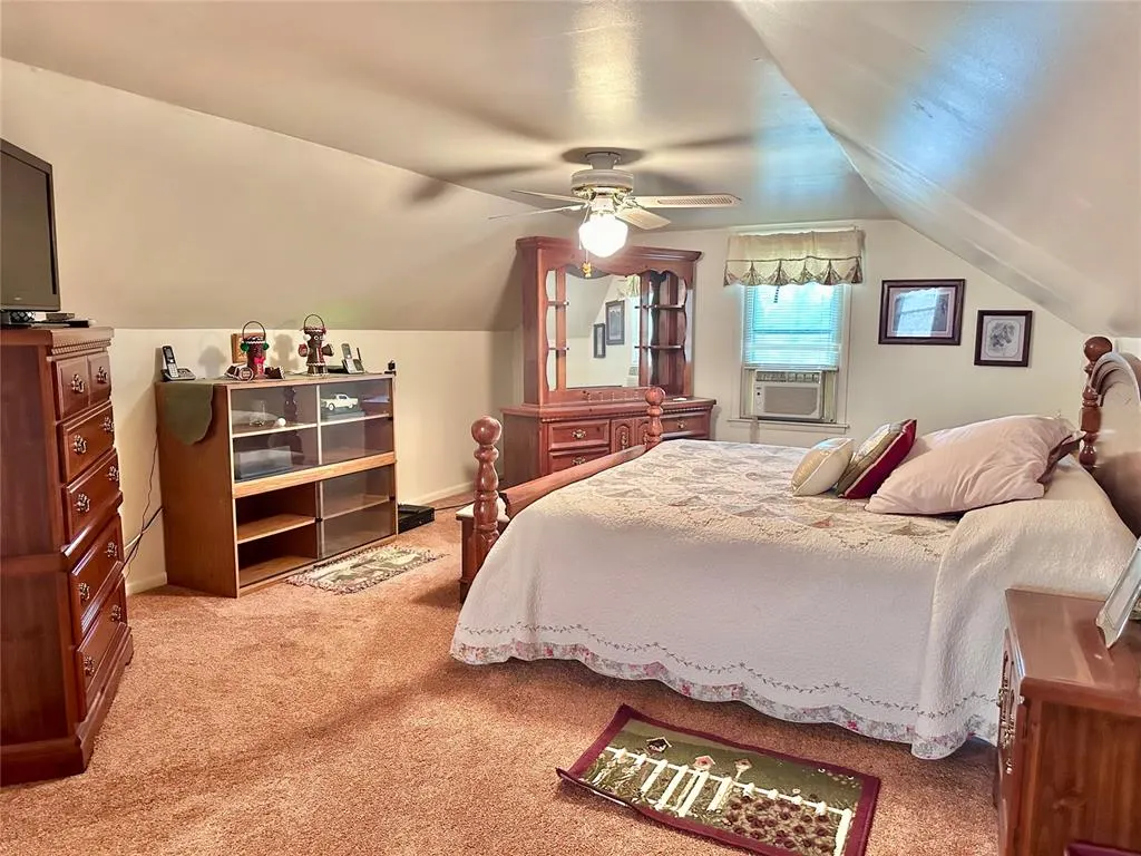 Photo 28 — 701 W Comanche Avenue, Rush Springs, OK 73082