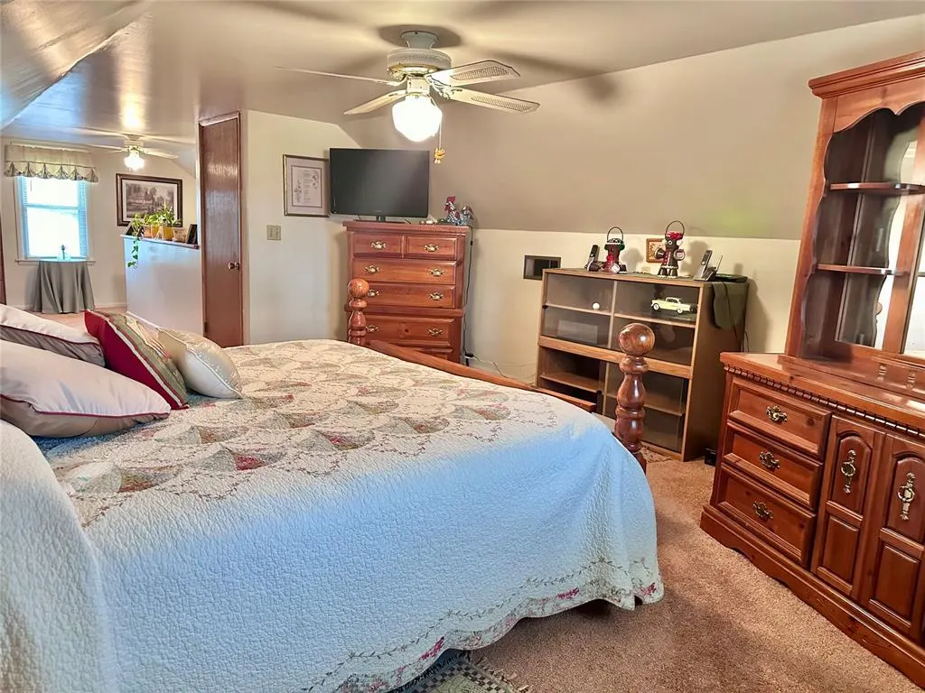 Photo 29 — 701 W Comanche Avenue, Rush Springs, OK 73082