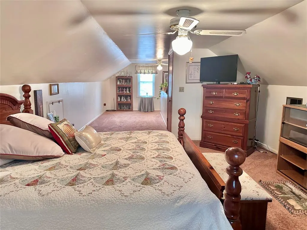 Photo 30 — 701 W Comanche Avenue, Rush Springs, OK 73082