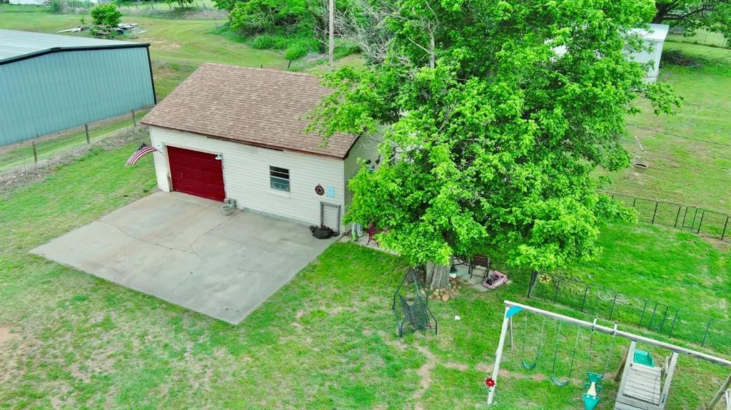 Photo 34 — 701 W Comanche Avenue, Rush Springs, OK 73082
