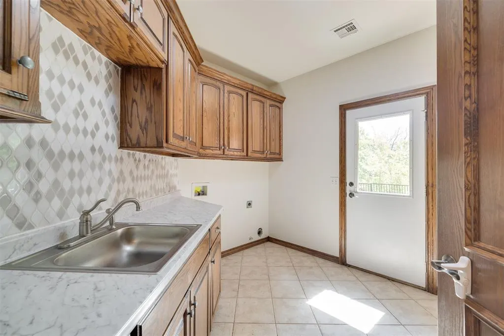 Photo 43 — 3812 Creek Bank Drive, Edmond, OK 73003