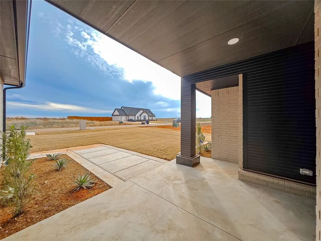 Photo 6 — 25198 Scarlett Street, Cashion, OK 73016