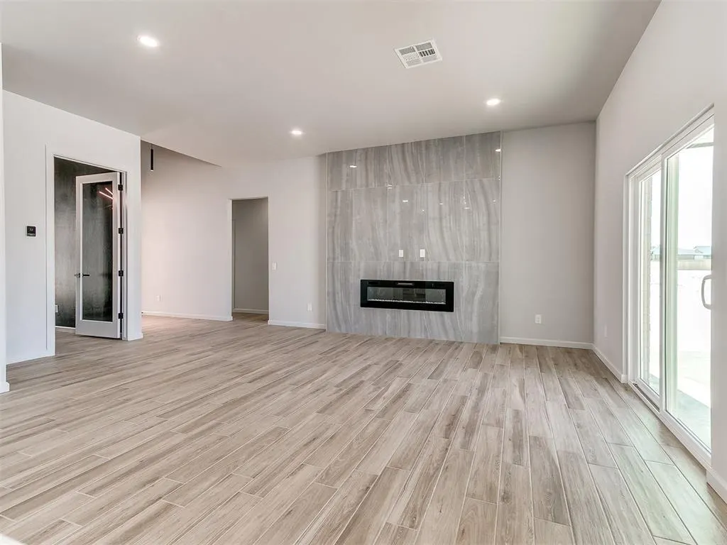 Photo 12 — 25198 Scarlett Street, Cashion, OK 73016