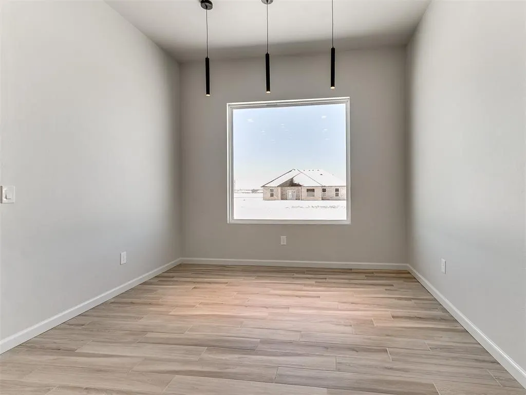 Photo 16 — 25198 Scarlett Street, Cashion, OK 73016