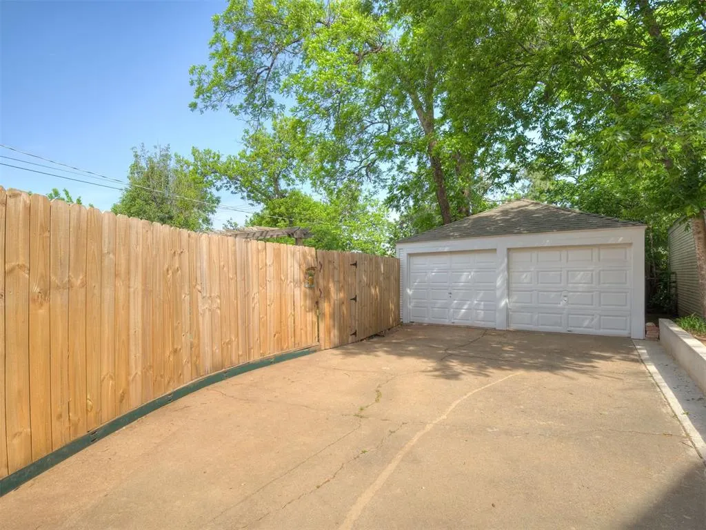 Photo 26 — 2733 NW 26th Street, Oklahoma City, OK 73107