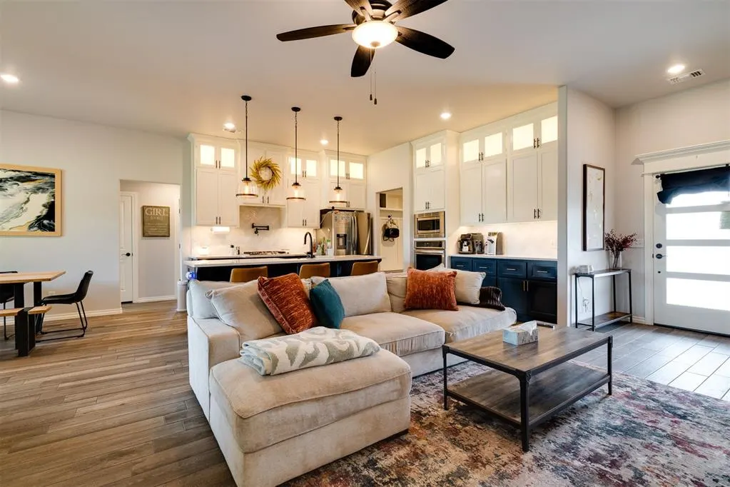 Photo 7 — 10801 NW 8th Street, Yukon, OK 73099