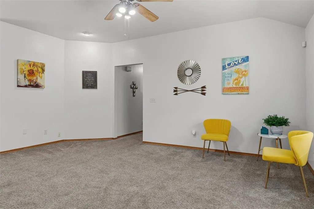 Photo 4 — 3832 Southwind Avenue, Oklahoma City, OK 73179