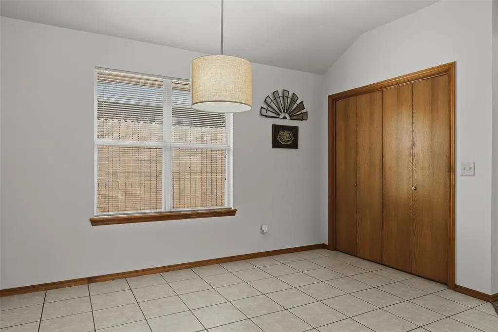 Photo 9 — 3832 Southwind Avenue, Oklahoma City, OK 73179