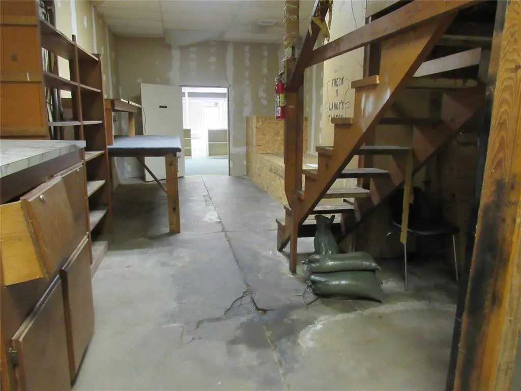 Photo 16 — 301 S Chickasaw Street, Pauls Valley, OK 73075