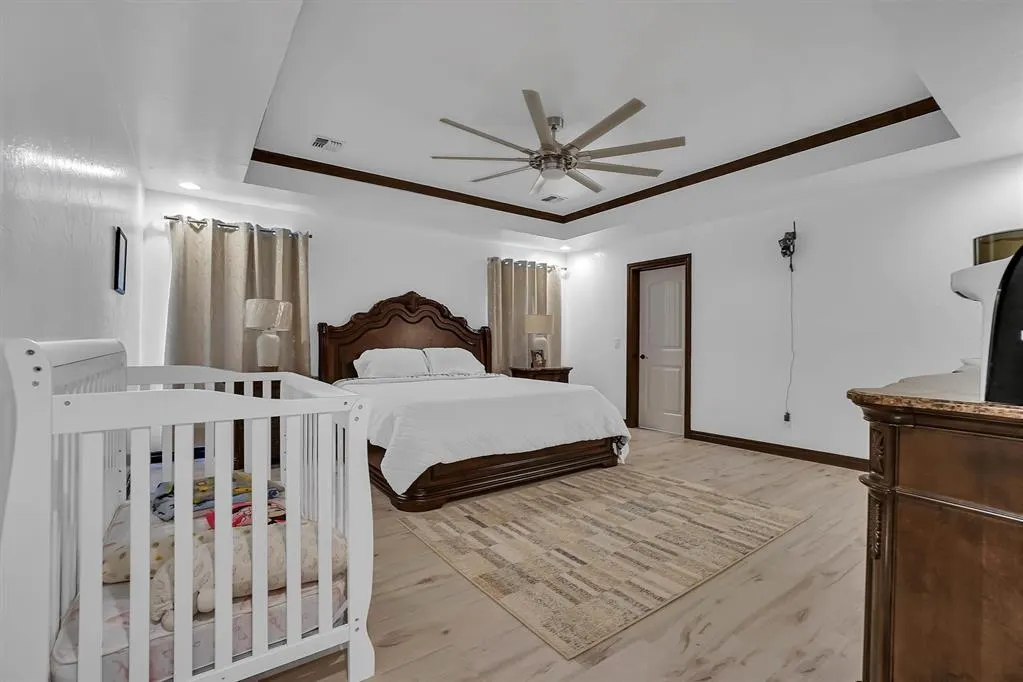 Photo 22 — 715 N Michigan Avenue, Mangum, OK 73554