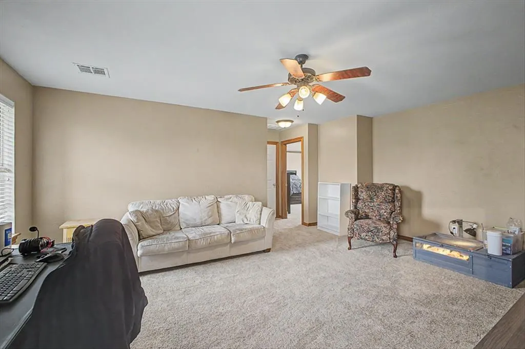 Photo 34 — 809 Ellsworth Avenue, Yukon, OK 73099