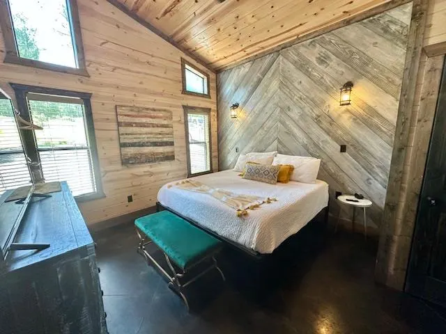 Photo 7 — 46 Oak Spring Circle, Broken Bow, OK 74728