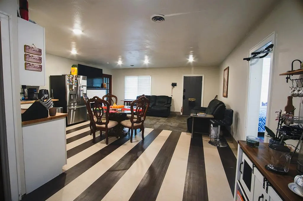 Photo 11 — 2012 W Boyd Street, Norman, OK 73069