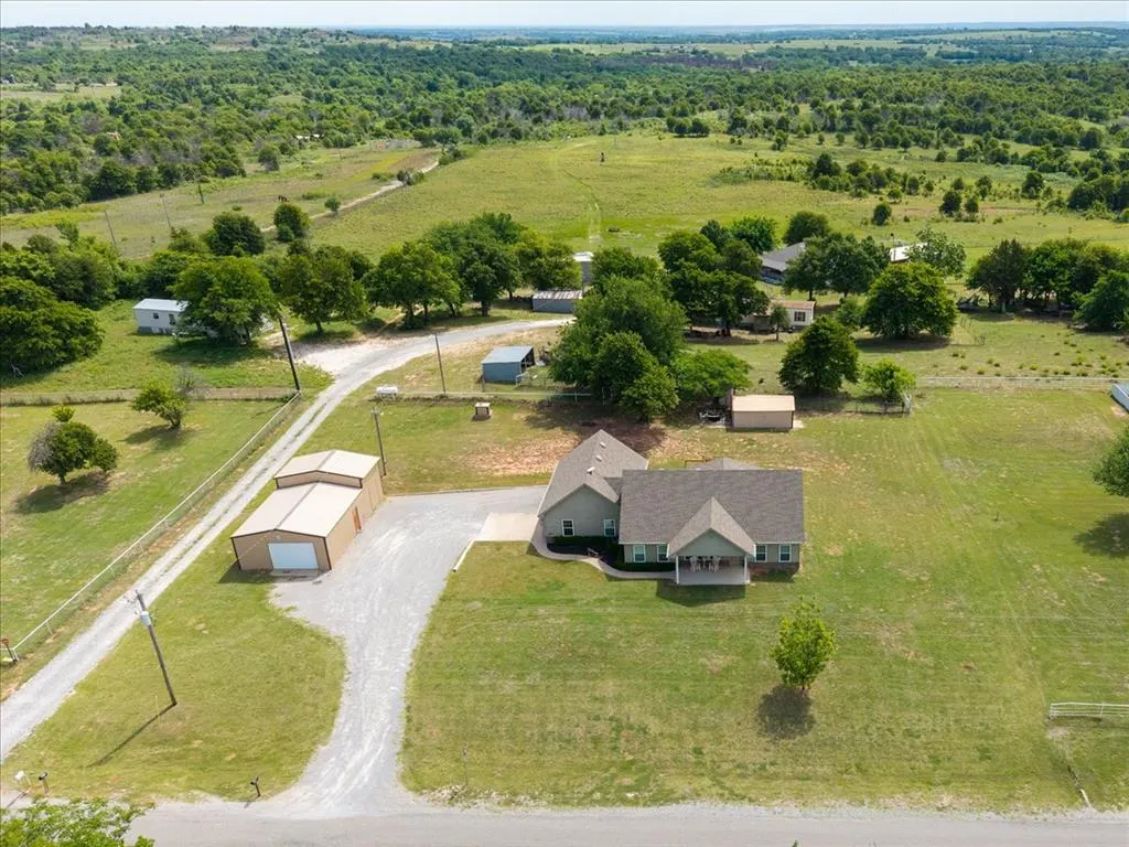 Photo 21 — 44131 County Street 2730, Cement, OK 73017