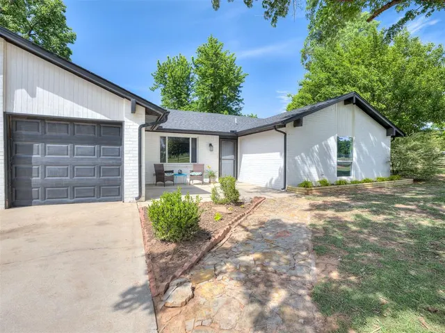 Photo 3 — 8321 NE 122nd Street, Jones, OK 73049