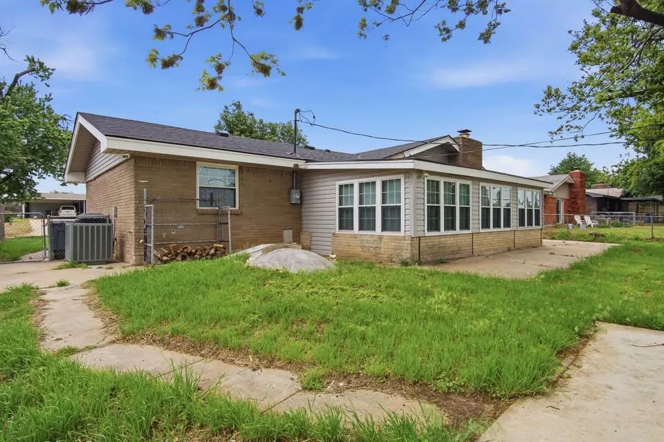 Photo 5 — 3717 N Eagle Lane, Bethany, OK 73008