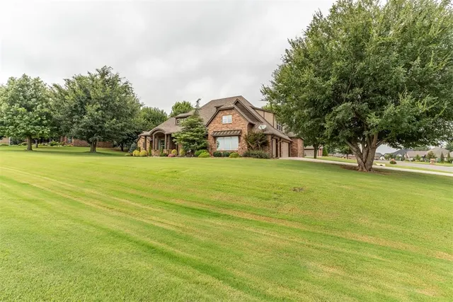 Photo 3 — 2055 NW 34 Street, Newcastle, OK 73065