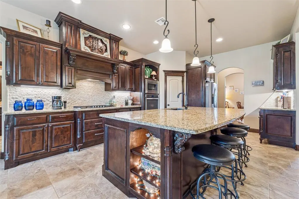 Photo 13 — 2055 NW 34 Street, Newcastle, OK 73065
