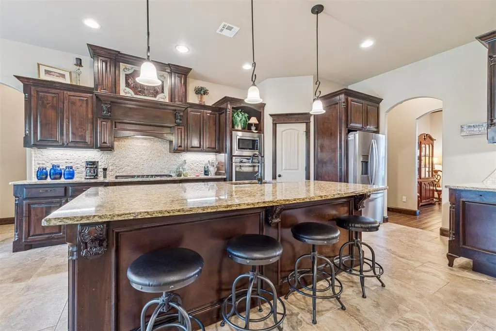 Photo 15 — 2055 NW 34 Street, Newcastle, OK 73065