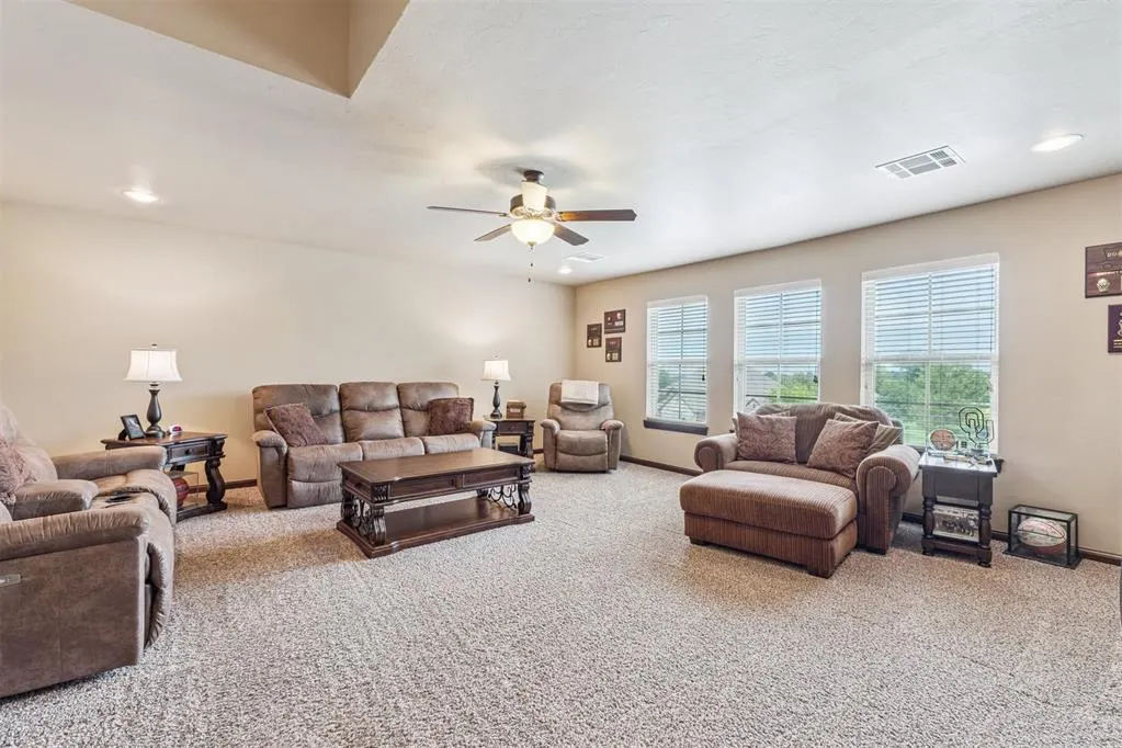 Photo 23 — 2055 NW 34 Street, Newcastle, OK 73065
