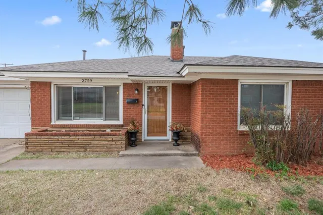Photo 2 — 3729 NW 60th Street, Oklahoma City, OK 73112