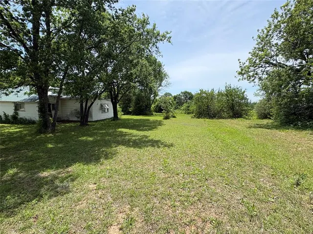 Photo 7 — 340903 E HWY 62 Highway, Meeker, OK 74855