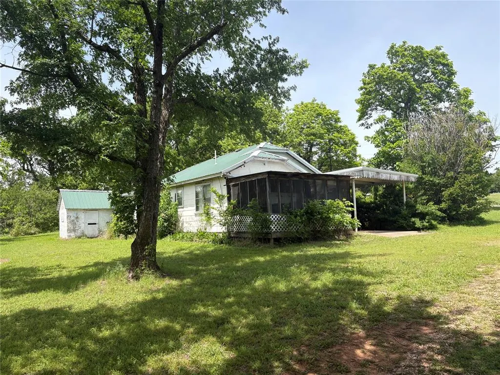 Photo 10 — 340903 E HWY 62 Highway, Meeker, OK 74855