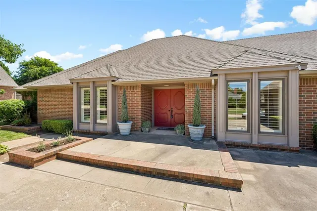 Photo 4 — 3200 Prairie Rose Road, Oklahoma City, OK 73120