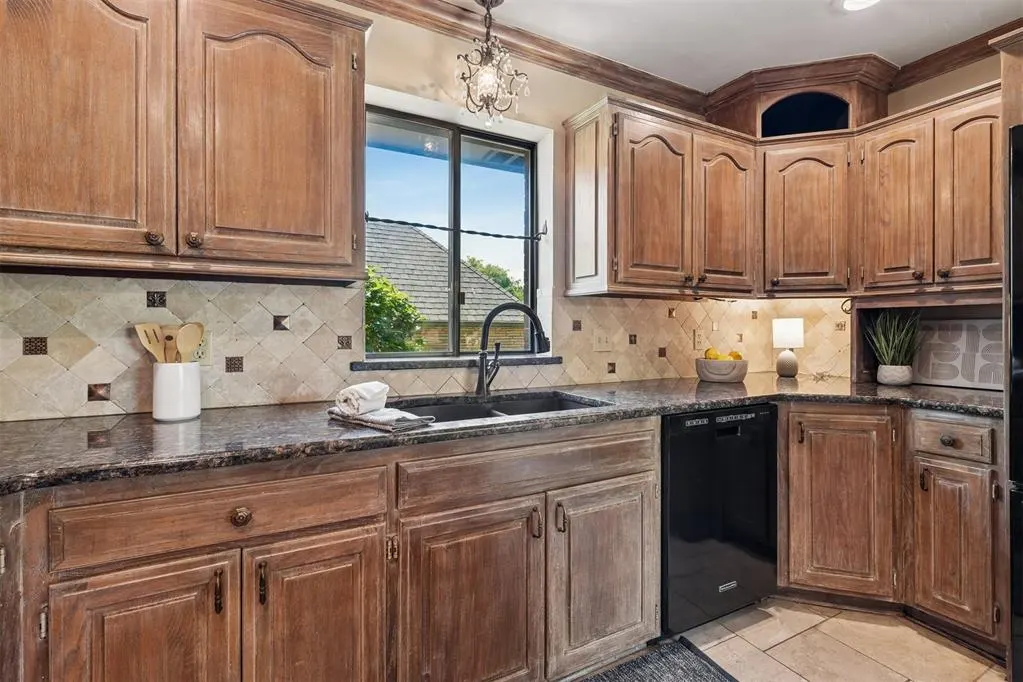 Photo 19 — 3200 Prairie Rose Road, Oklahoma City, OK 73120
