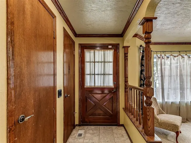 Photo 7 — 9216 Sutton Place, Oklahoma City, OK 73132