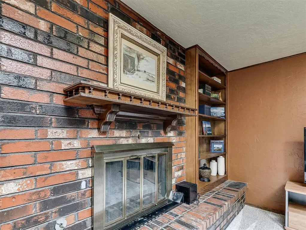 Photo 10 — 9216 Sutton Place, Oklahoma City, OK 73132