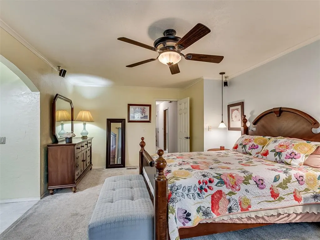 Photo 27 — 9216 Sutton Place, Oklahoma City, OK 73132