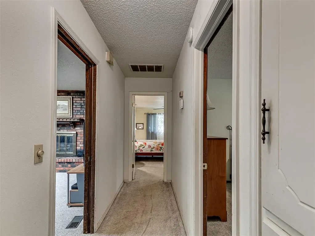 Photo 29 — 9216 Sutton Place, Oklahoma City, OK 73132