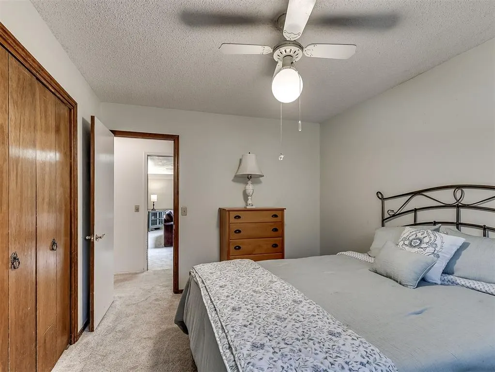 Photo 31 — 9216 Sutton Place, Oklahoma City, OK 73132