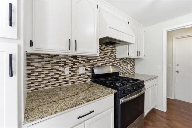 Photo 8 — 1804 SE 12th Street, Moore, OK 73160