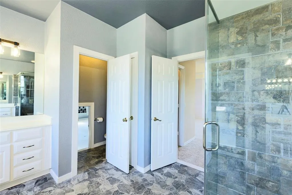 Photo 43 — 2405 SW 113th Terrace, Moore, OK 73170