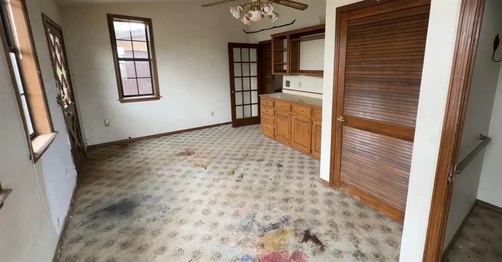 Photo 5 — 18486 E 1270 Road, Sayre, OK 73662