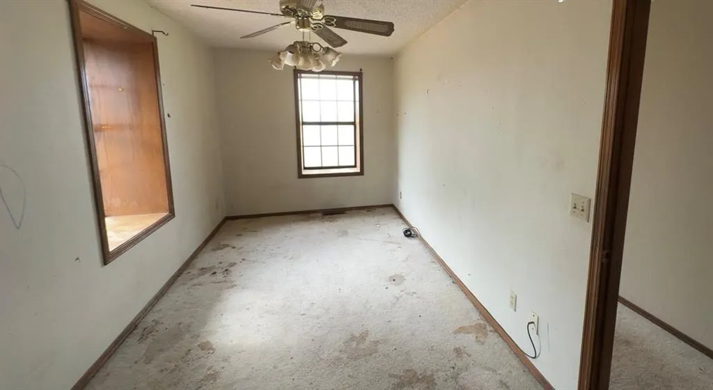 Photo 9 — 18486 E 1270 Road, Sayre, OK 73662