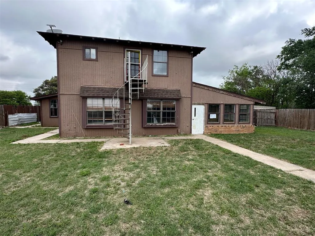 Photo 13 — 18486 E 1270 Road, Sayre, OK 73662