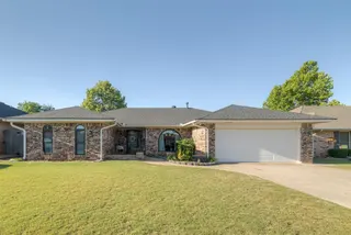 Sold home at 11012 NW 114th Street