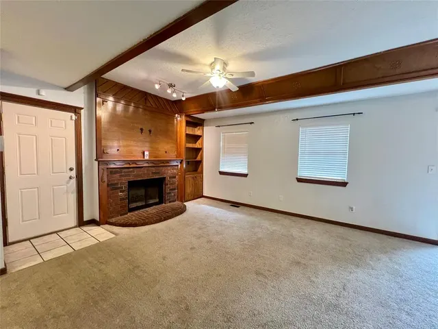 Photo 6 — 936 W Tesio Way, Mustang, OK 73064
