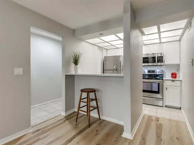 Photo 4 — 915 NW 7th Street 106, Oklahoma City, OK 73106